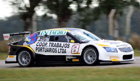 Chiaverano indica el camino