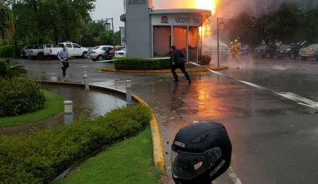 Un incendio en Sunchales destruyó el auto de Vicente Cipolatti