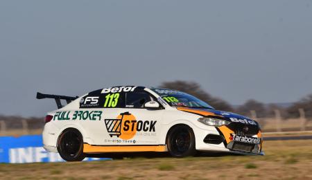 Claudio Rama, al frente de la clasificación en Buenos Aires