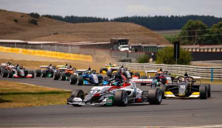 Colapinto ganó por primera vez en la Toyota Racing Series