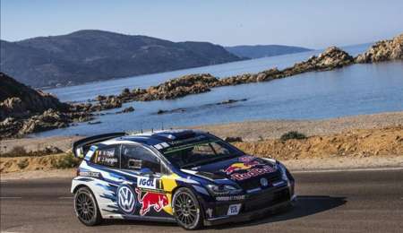Ogier domina a voluntad en el Rally de Francia