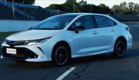 Toyota lanzó el Corolla GR-Sport en la Argentina