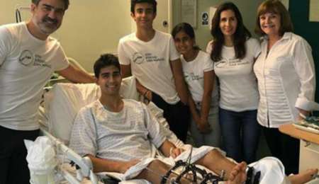 Juan Manuel Correa se puso de pie