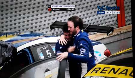 Los 200 km fueron para Canapino-Ortelli