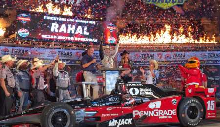 Graham Rahal se impuso en Texas