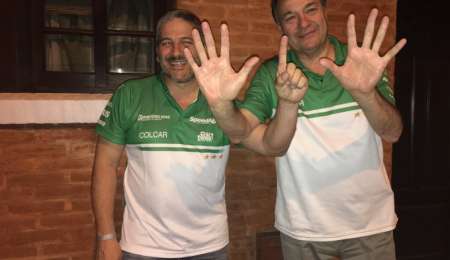 El profesor, los alumnos y el robot