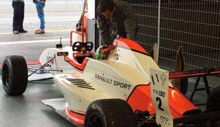 Fenestraz primero con nuevo equipo