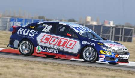 Pole de Larrauri en la Clase 3