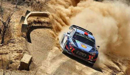 Dani Sordo ganó la etapa y se lució Loeb