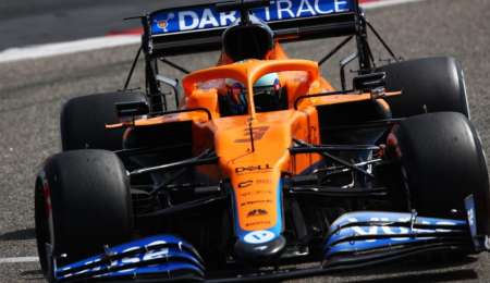 Ricciardo fue el más veloz y Mercedes con problemas en Bahréin