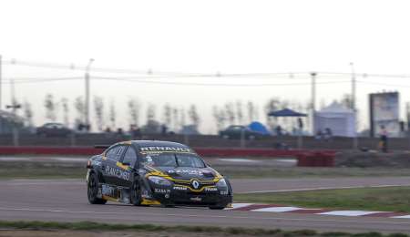 Pernía domina en Rosario