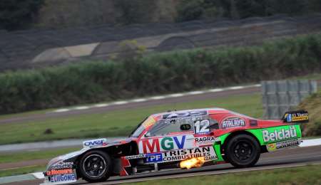 Costanzo le ganó al diluvio