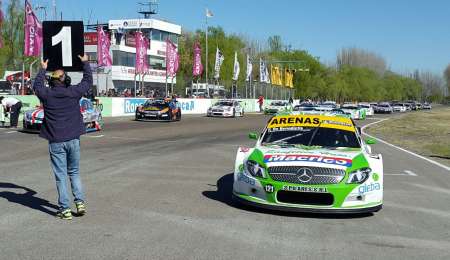 Victoria de De Benedictis en el Top Race Series
