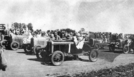 Recordarán la carrera del debut de Juan Manuel Fangio