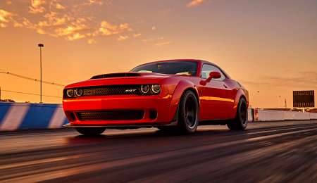 El emblemático Dodge Challenger, en el Gálvez