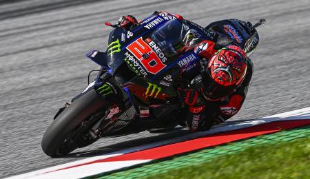 Quartararo se cayó y después lideró con autoridad en Silverstone