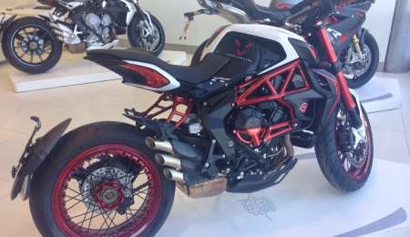 Exclusivo: La moto de Hamilton en Argentina