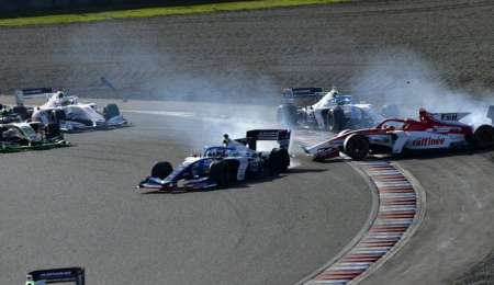 Fenestraz debió abandonar tras un toque
