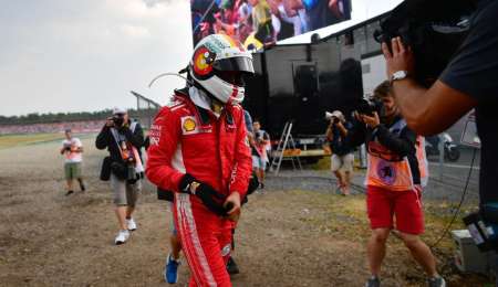 El error de Vettel habría sido por la presión de Hamilton