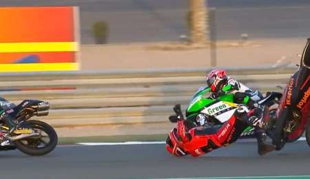 Escándalo y pelea en la definición de Moto 3