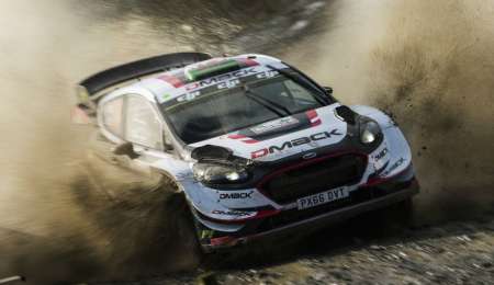 Evans lidera sobre los candidatos al título