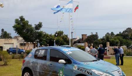 El campeón de Rally que rindió un homenaje a los Veteranos de Guerra