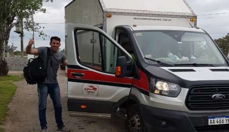 Con tal de correr se vino a dedo de Trelew a Buenos Aires