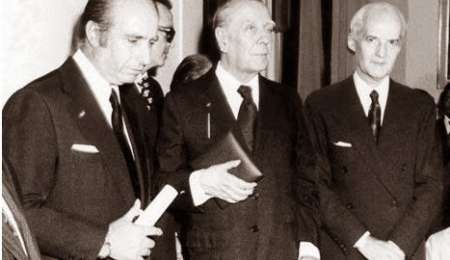 EL "PODIO" DE BORGES, CON FANGIO Y LELOIR