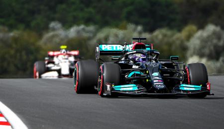 Hamilton lideró con autoridad la FP1 en Turquía