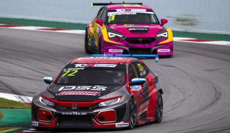 Franco Girolami remontó en la última carrera del TCR Europeo