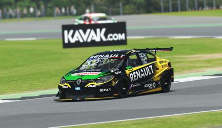 Daventini y Renault, los nuevos campeones del Súper TC2000 esport