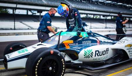 Indianápolis: Andretti sigue al frente y Alonso, complicado