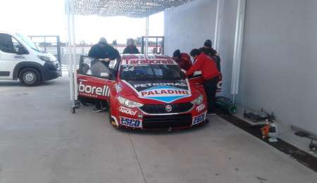 Prueba aerodinámica del equipo Fiat en San Nicolás