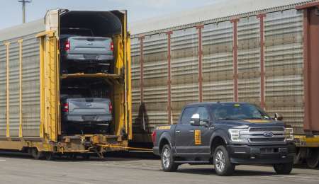 Una Pick Up Ford eléctrica remolcó 500.000 kilos