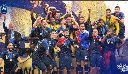 El automovilismo de Francia celebra el título del Mundial