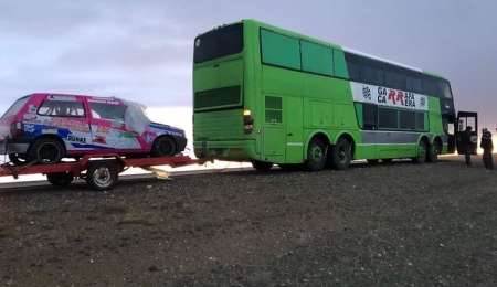 Viajó 2500 km, chocó su motorhome, hizo una colecta y debutará a nivel nacional