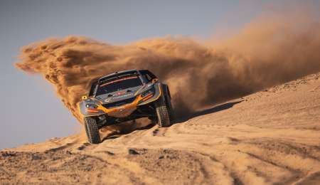 Experiencia Dakar: Carburando giró en un auto eléctrico