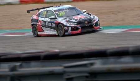 Girolami y Guerrieri completaron la primera fecha del WTCR