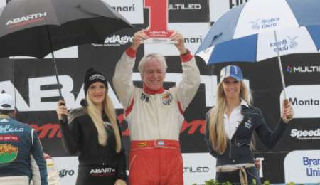 La primera de Stuart Milne