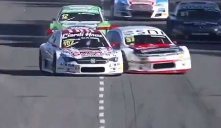 Fuerte toque entre Zanazzi y Verriello en el Sprint del Series