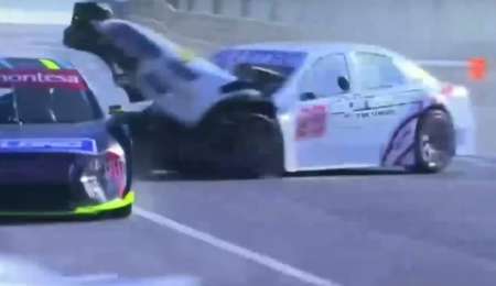 Fuerte golpe en el Top Race Junior