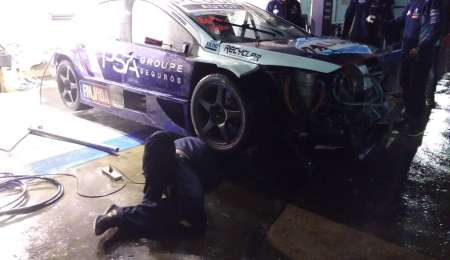 Fuerte piña de Werner en la previa a la carrera nocturna