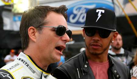 Hamilton cerca de NASCAR