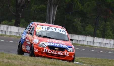 Grinovero logró una victoria incontestable en la Clase 2