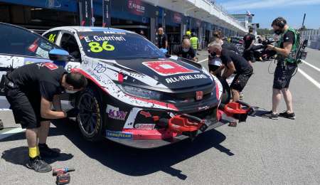 Guerrieri y Girolami fueron protagonista en los entrenamientos del WTCR