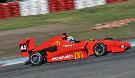 QUIERE SEGUIR HACIENDO ESCUELA