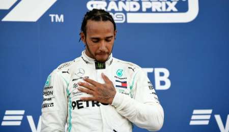 Como ayuda a Australia, Hamilton donará medio millón de dolares