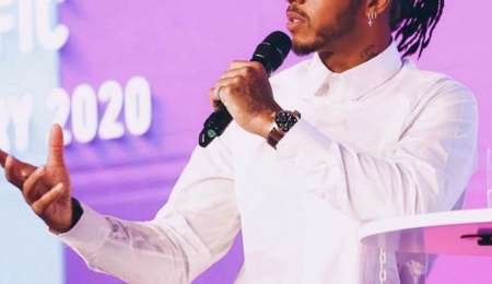 Hamilton, en contra de los “irresponsables y egoístas”