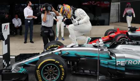 Hamilton comienza a definir su futuro