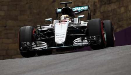 Hamilton y Rosberg siguen bien arriba
